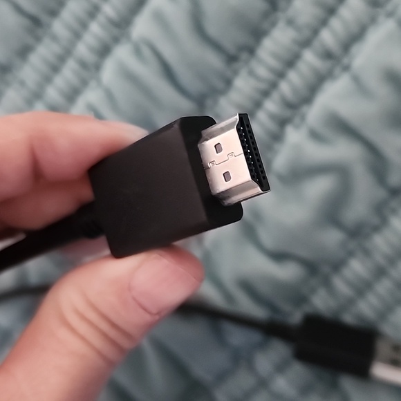 Wacom One Drawing Tablet, 13.3" Screen - Picture 8 of 10